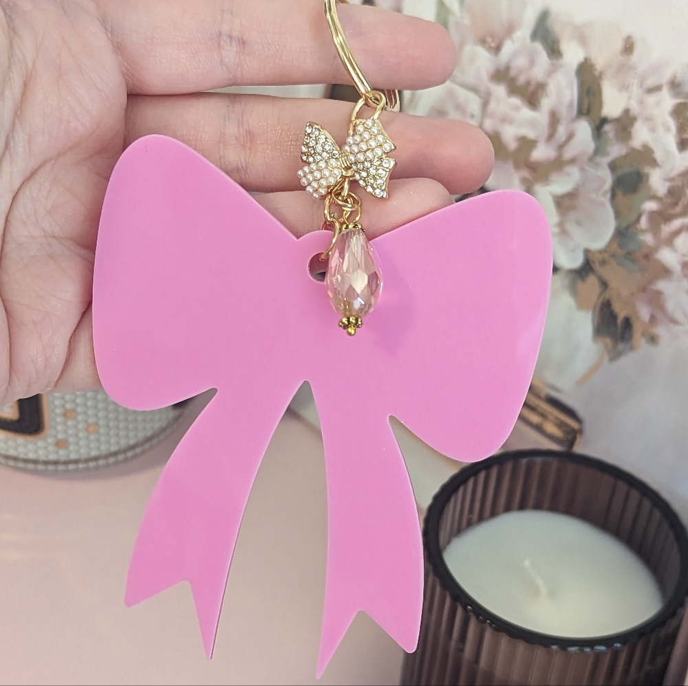 Pink Acrylic Bow Bag Charm/Keychain New!